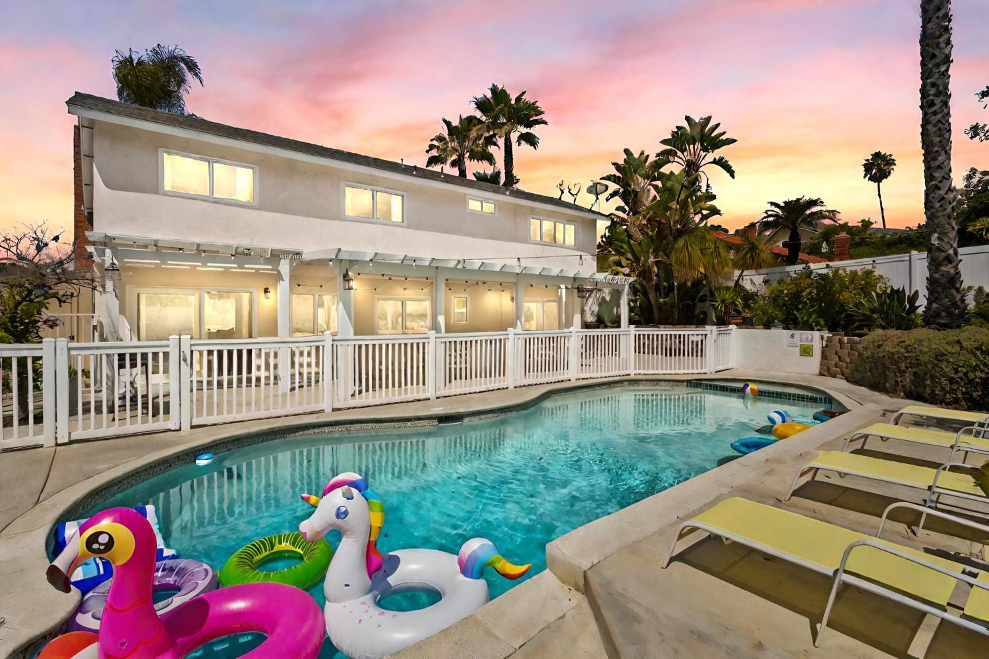 Stunning Coastal Escape With Private Pool, Spa, Arcade, Disney, Beach Мішен-В'єхо Екстер'єр фото